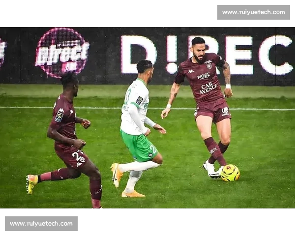 大巴黎迎战里尔焦点对决法甲榜首之争引爆全场星光碰撞战术博弈悬念拉满