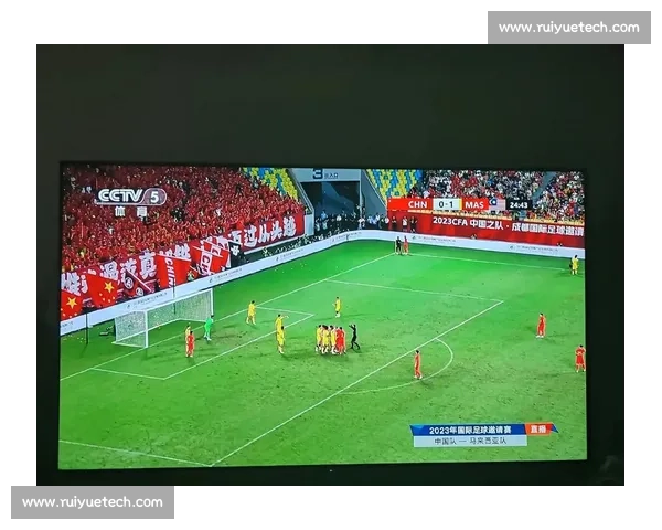 皇马vs中国龙之队巅峰对决点燃中西足球荣耀之夜全球瞩目盛典战